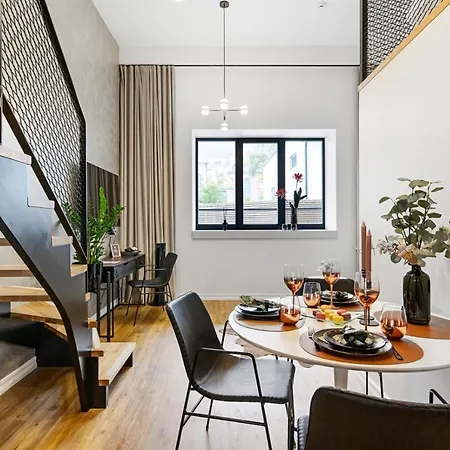 Bob W Duo Lofts Apartment *