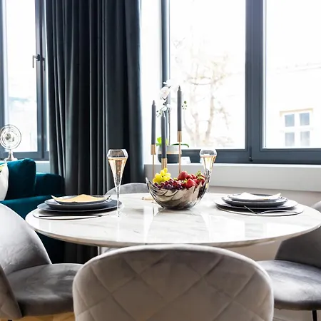 Bob W Old Town * Tartu