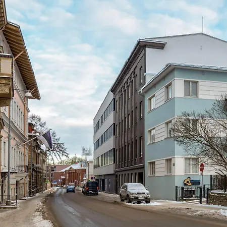 Bob W Old Town Tartu