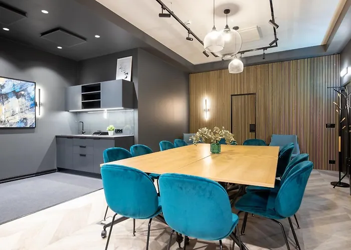 Bob W Old Town Tartu