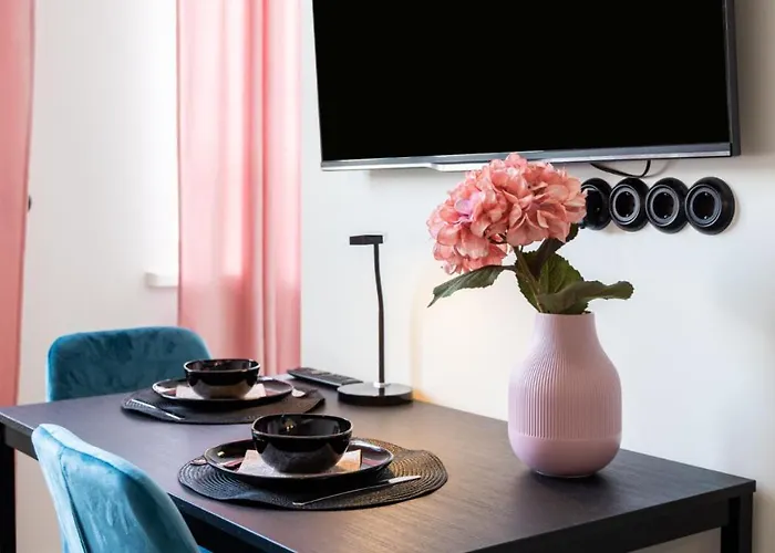 Bob W Old Town Tartu